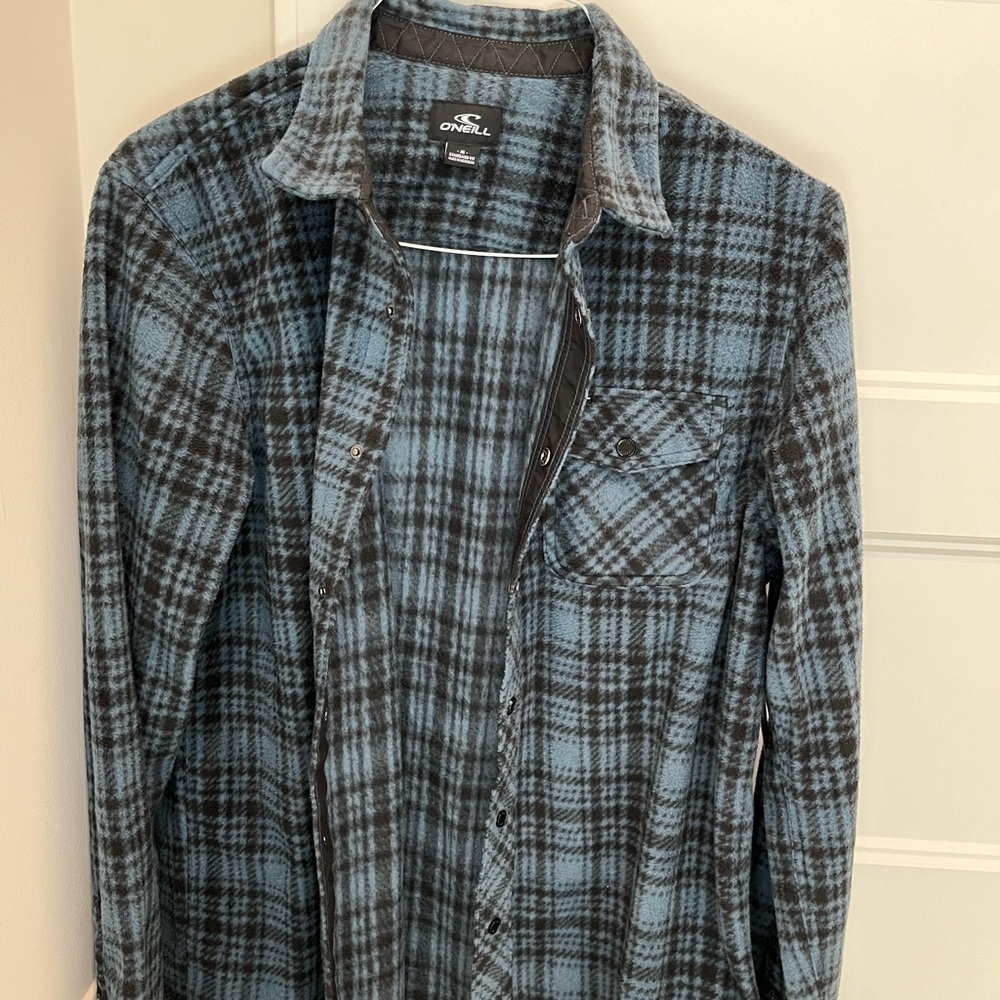 O’Neill shacket. Men’s size medium